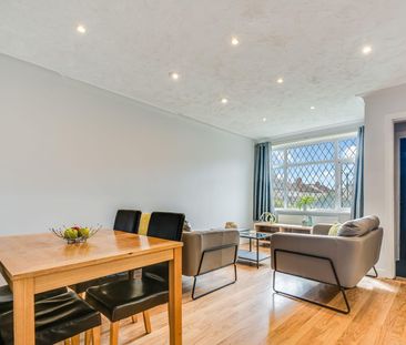 38 HESSLE AVENUE Leeds - LS6 1EF - Photo 1