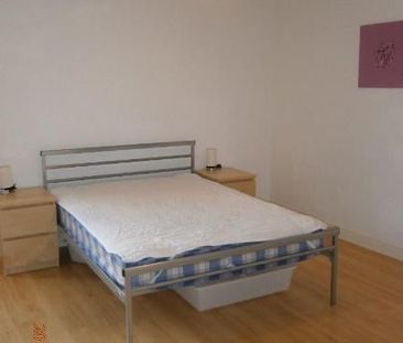 2 Bed Flat, Moss Lane East, M14 - Photo 3