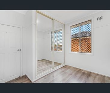 13 Nolan Place, Mount Pritchard, NSW 2170 - Photo 2