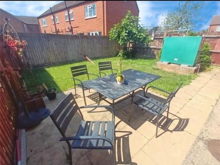 Jubilee Close, Spalding, Sutton St. James - Photo 5