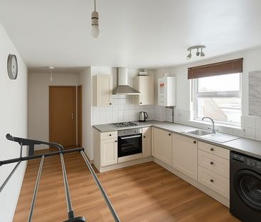 3 Bed Flat, Tremaine Road, SE20 - Photo 1