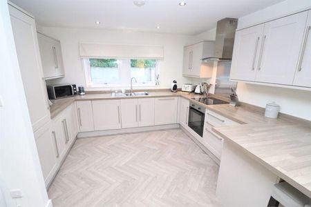 2 bedroom apartment to rent - Photo 5