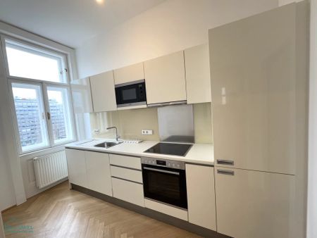 INNENSTADT WOHNUNG MIT KLEINEM BALKON - Photo 5