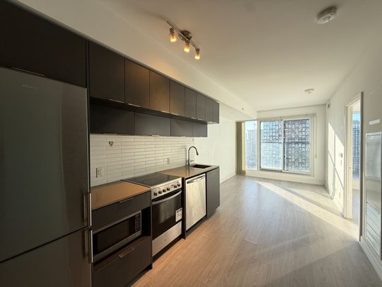 For Lease - 181 Dundas Street Unit# 2809, Toronto, Ontario - Photo 1
