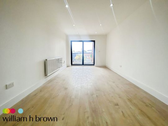 London Road, Romford - Photo 1