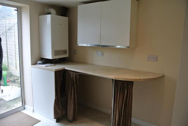 2 bedroom semi-detached house to rent - Photo 1