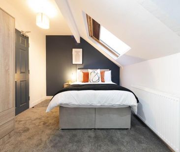 1 bedroom in a house share to rent - Photo 1