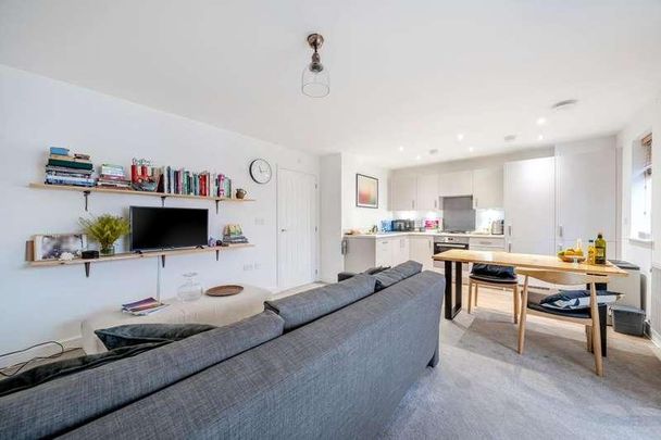 Kempster Way, Weston Turville, HP22 - Photo 1