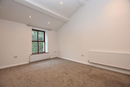 2 bedroom duplex to rent - Photo 4