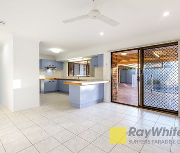 30 Salvia Street, Hollywell QLD 4216 - House For Rent | Domain - Photo 4