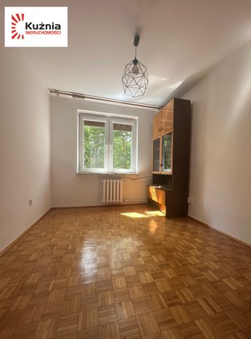 Trzy oddzielne pokoje i oddzielna kuchnia! - Photo 3