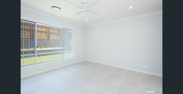 Brand-new Clarendon home - with ducted Air conditioning - Photo 1
