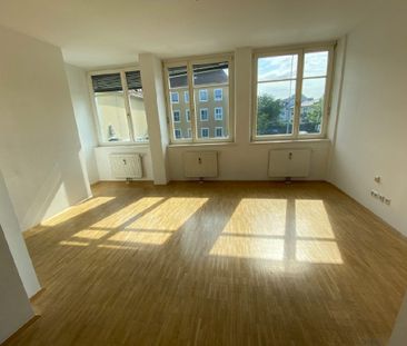 Zentrales Wohnen mitten in Feldbach …! - Photo 2