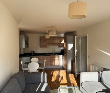 2 Bed Flat, Tarves Way, SE10 - Photo 1