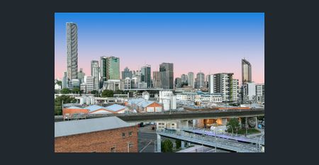 10404/25 Bouquet Street, South Brisbane, Qld 4101 - Photo 2