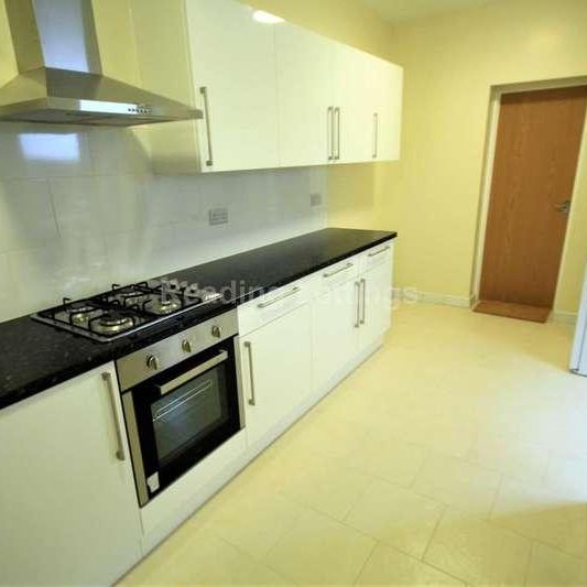 Norris Road, Reading, RG6 - Photo 1