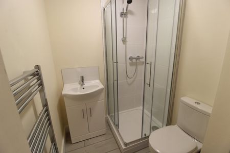 Abbott Road, Bournemouth, Dorset - Photo 4