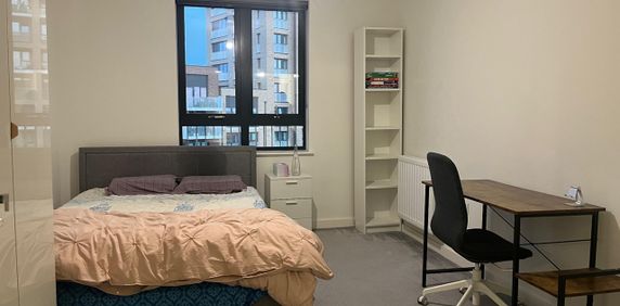 Room in a Shared Flat, London, NW10 - Photo 2