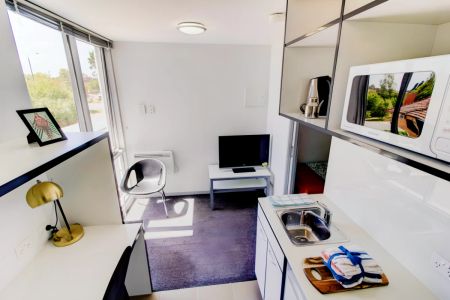 1728 Dandenong Road, Melbourne - Photo 3