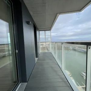 WOHNEN WIE IM HOTEL: 3 ZIMMER MIT viel FREIFLÄCHE & DONAUBLICK - Photo 1