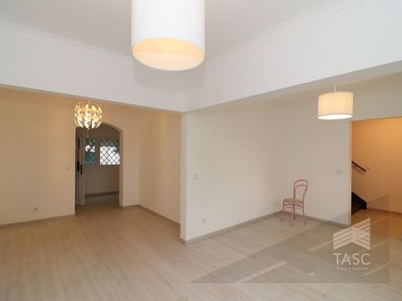 Moradia T4 em Lisboa - Foto 2