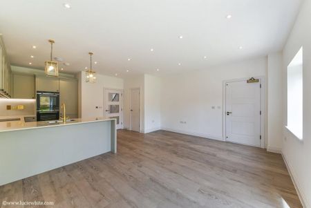 4 bedroom house to rent - Photo 2