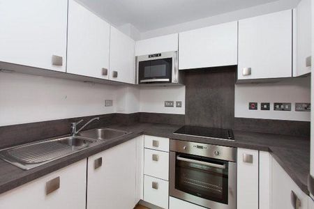 2 bedroom flat to rent - Photo 3