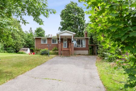 For Lease - 99 Bowen Road, Kawartha Lakes, Ontario - Photo 3