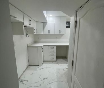 For Lease - 2365 Bostock Crescent Unit# Basement, Mississauga, Ontario - Photo 2