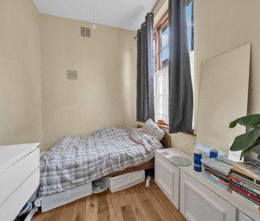 4 bedroom flat to rent - Photo 5