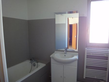 Location Appartement 2 pièces 43m² ST ANDRE LEZ LILLE 59350 - Photo 3