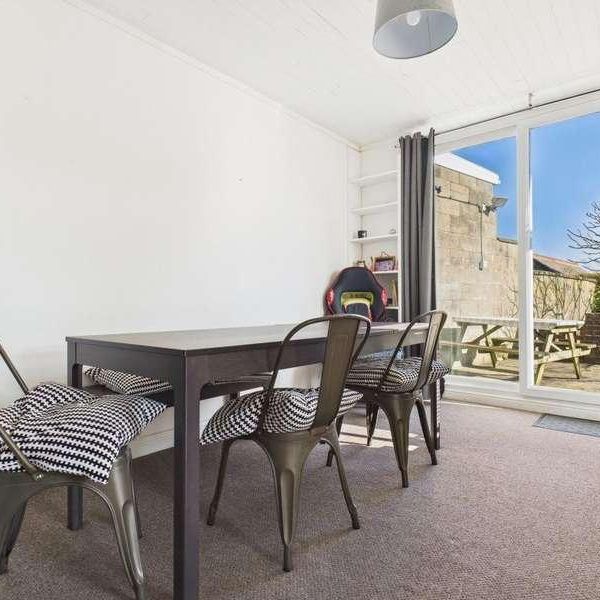 Bevendean Crescent, Brighton, BN2 - Photo 1