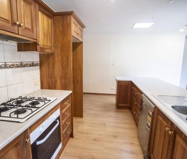 68 Zwerner Drive, Hallett Cove - Photo 6