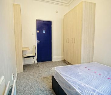 9 bedroom house share to rent - Photo 2