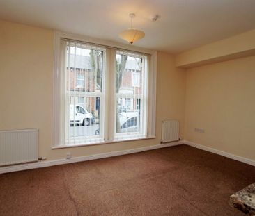Flat in Aglionby Street, Carlisle - Photo 5
