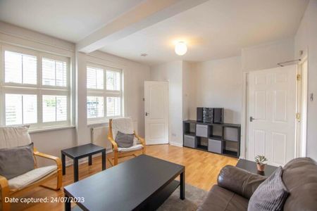 72 Alcuin Avenue - Photo 3