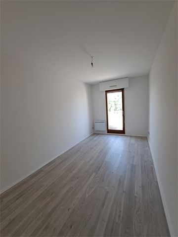 Location Appartement 2 pièces 48m² - Photo 2