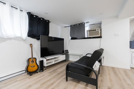 630 18e Avenue, #B - Photo 4