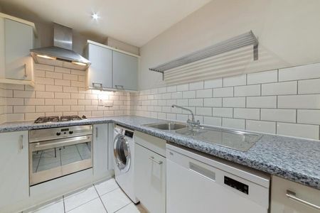 Room in a Shared Flat, Barrier Point Road, E16 - Photo 3