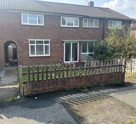 3 bedroom terraced house to rent - Photo 4