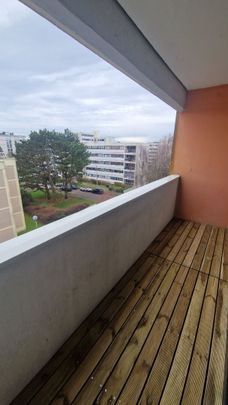Location Appartement 3 pièces 83m² MONT ST AIGNAN 76130 - Photo 1
