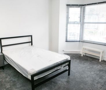 Norwood Road, Hyde Park, Leeds - Photo 5