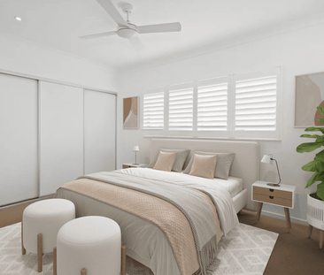 Luxury North-Facing Waterfront Residence in the heart of the Gold C... - Photo 5