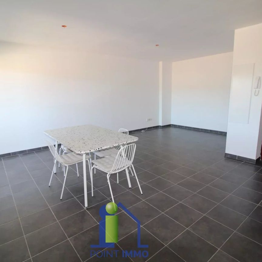 Location Appartement 2 pièces 52m² ALLAUCH 13190 - Photo 1