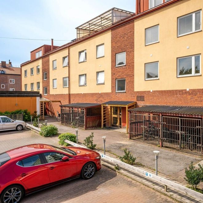 Lövstagatan 18 - Foto 1