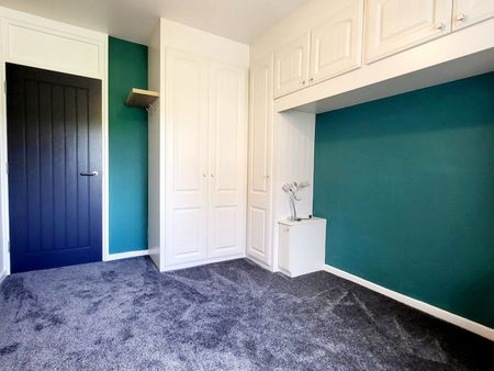 1 Bed Flat, Newhall Green, LS10 - Photo 3