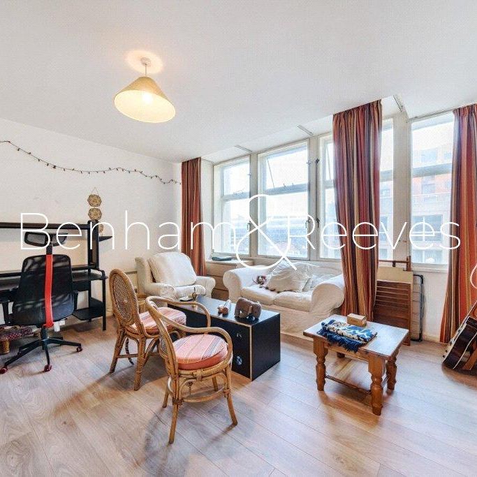 Studio to rent - Photo 1