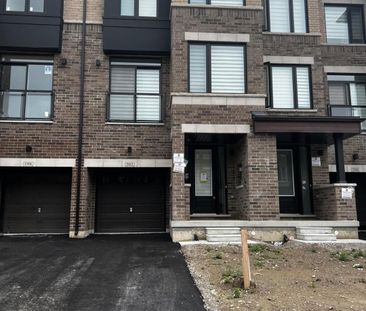 For Lease - 202 Tennant Circle, Vaughan, Ontario - Photo 2