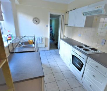 3 bedroom terraced house to rent - Photo 6