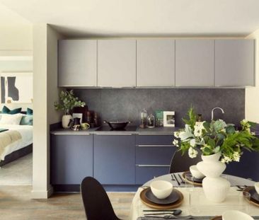 1 bedroom in a flat share to rent - Photo 3